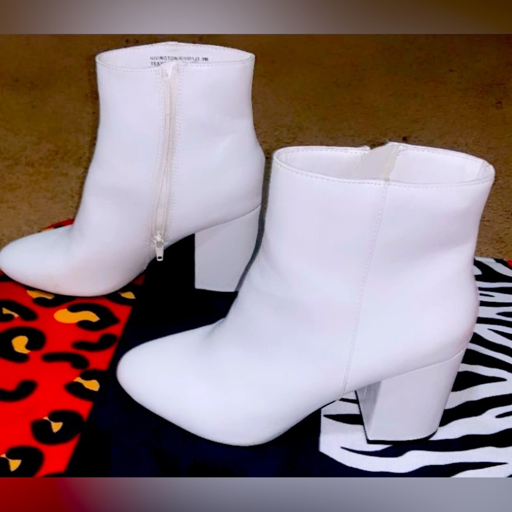 Cute White Madden Girl Boots